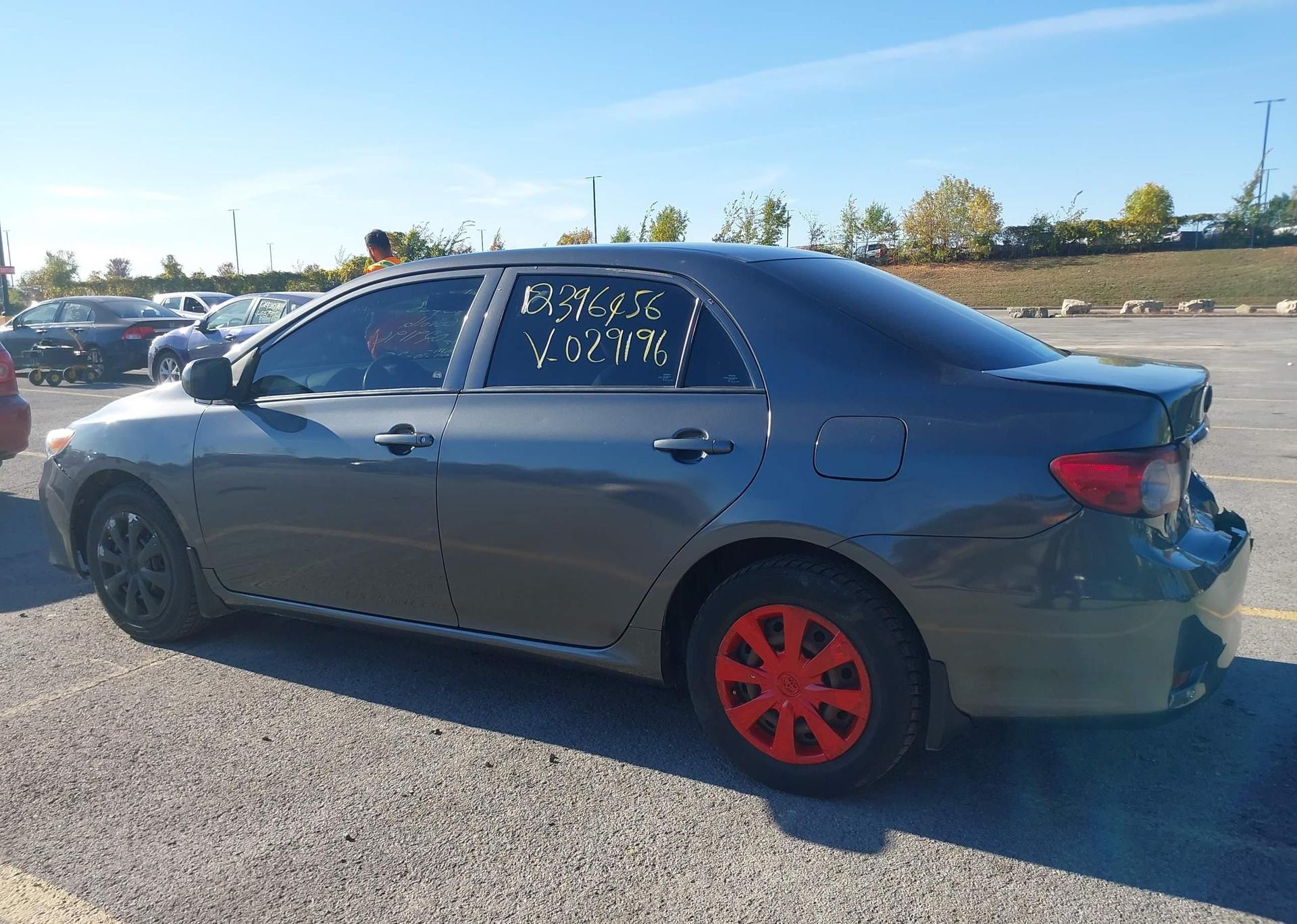 2013 TOYOTA COROLLA