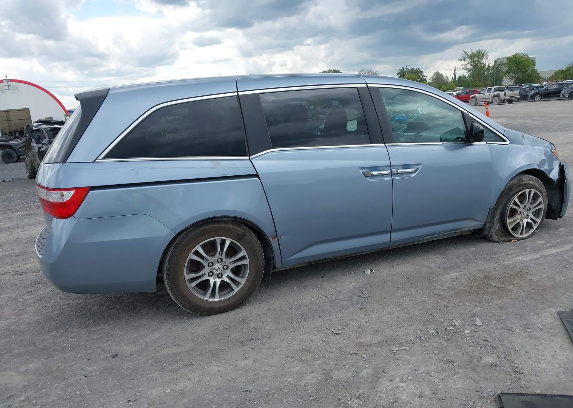 2011 HONDA ODYSSEY EX