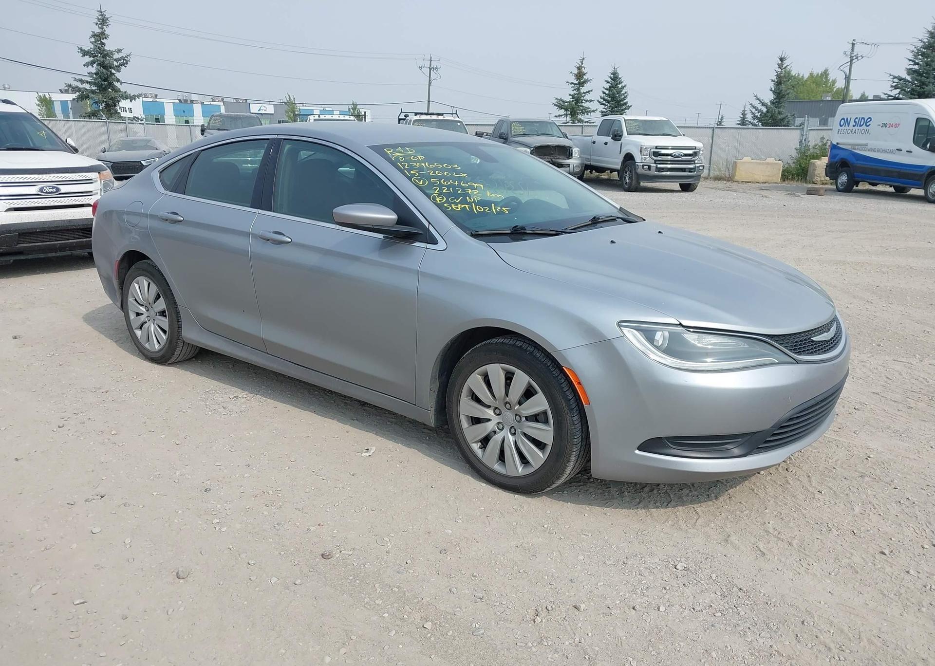2015 CHRYSLER 200 LX