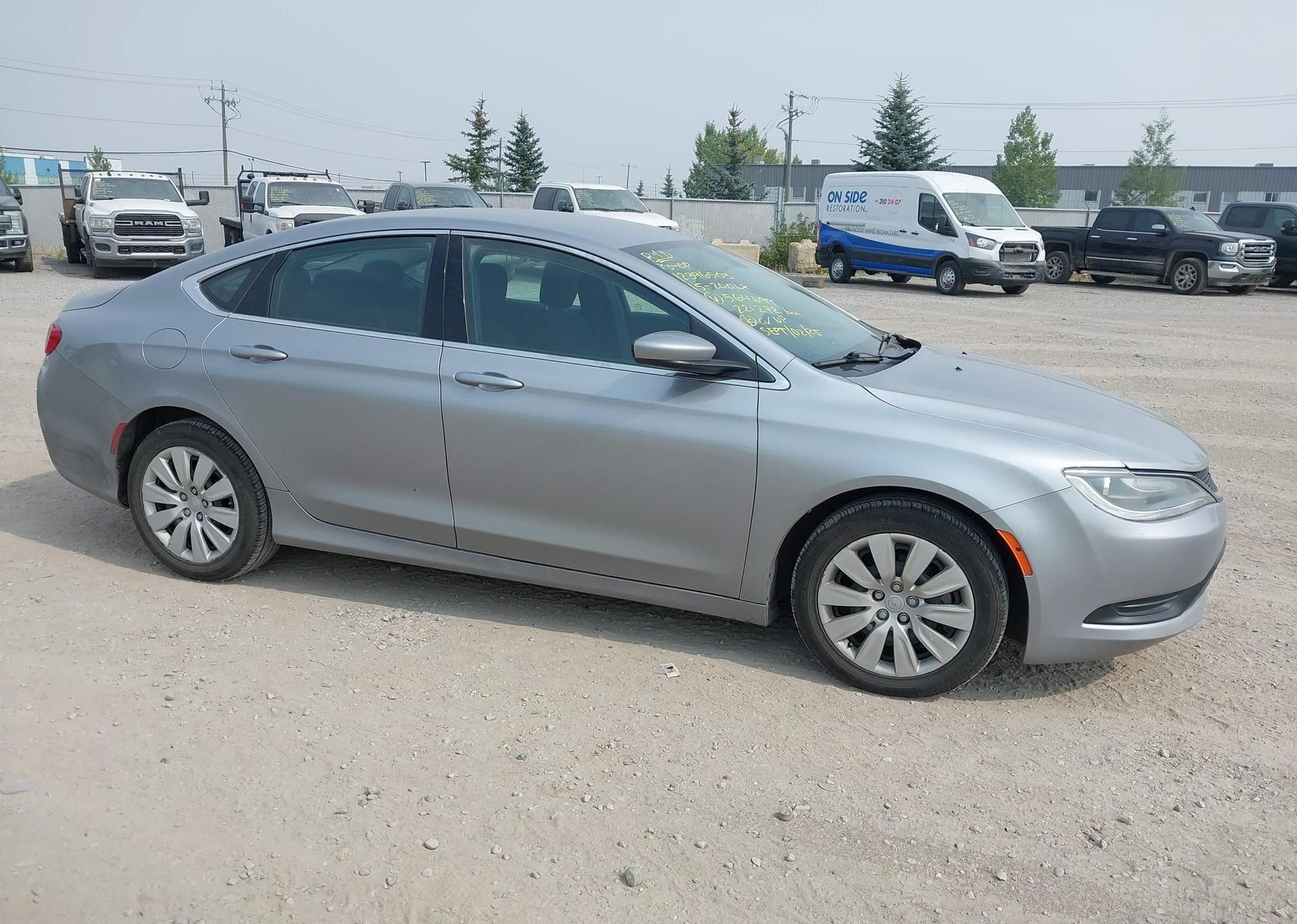 2015 CHRYSLER 200 LX