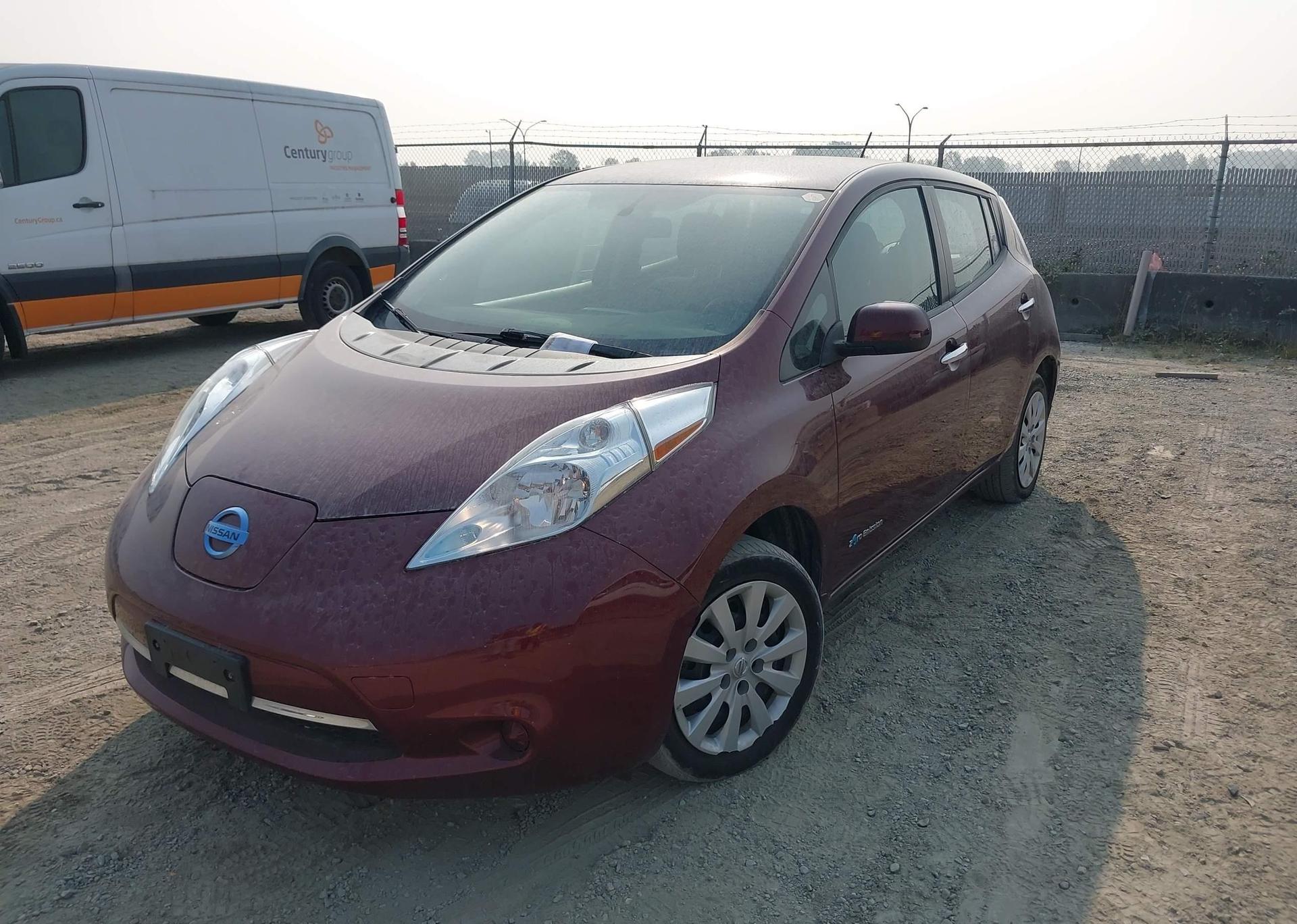 2017 NISSAN LEAF S
