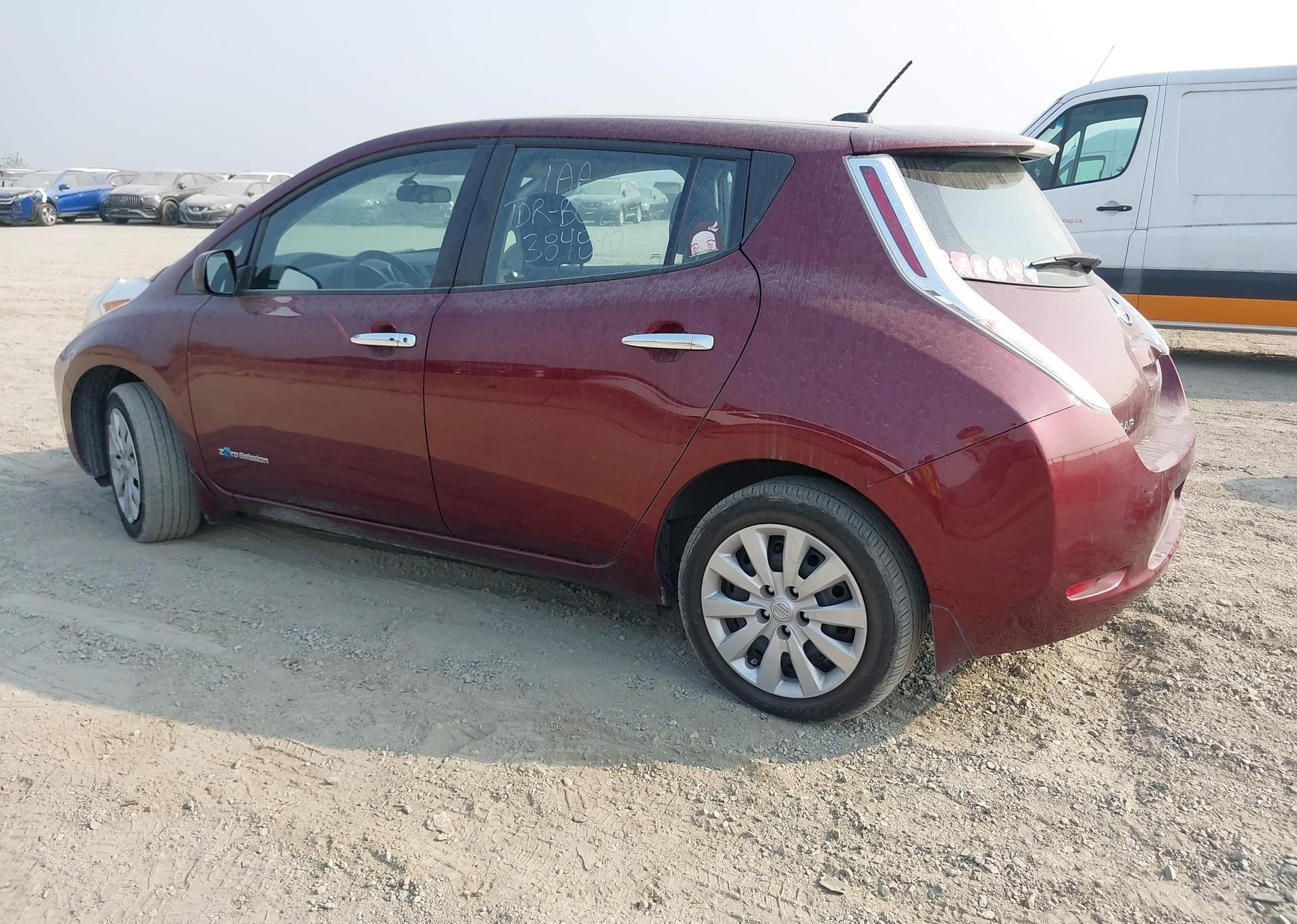2017 NISSAN LEAF S