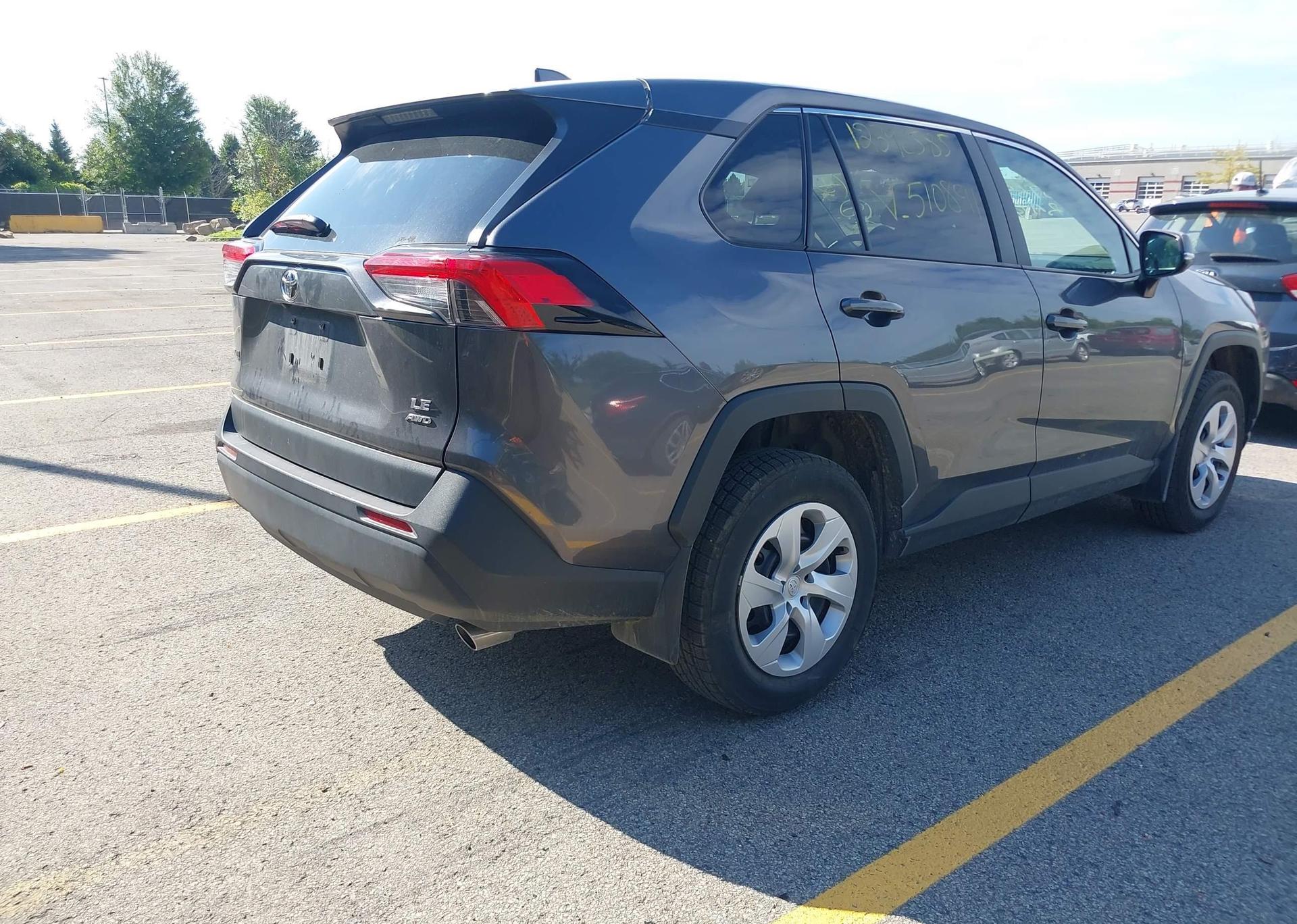 2025 TOYOTA RAV4 LE