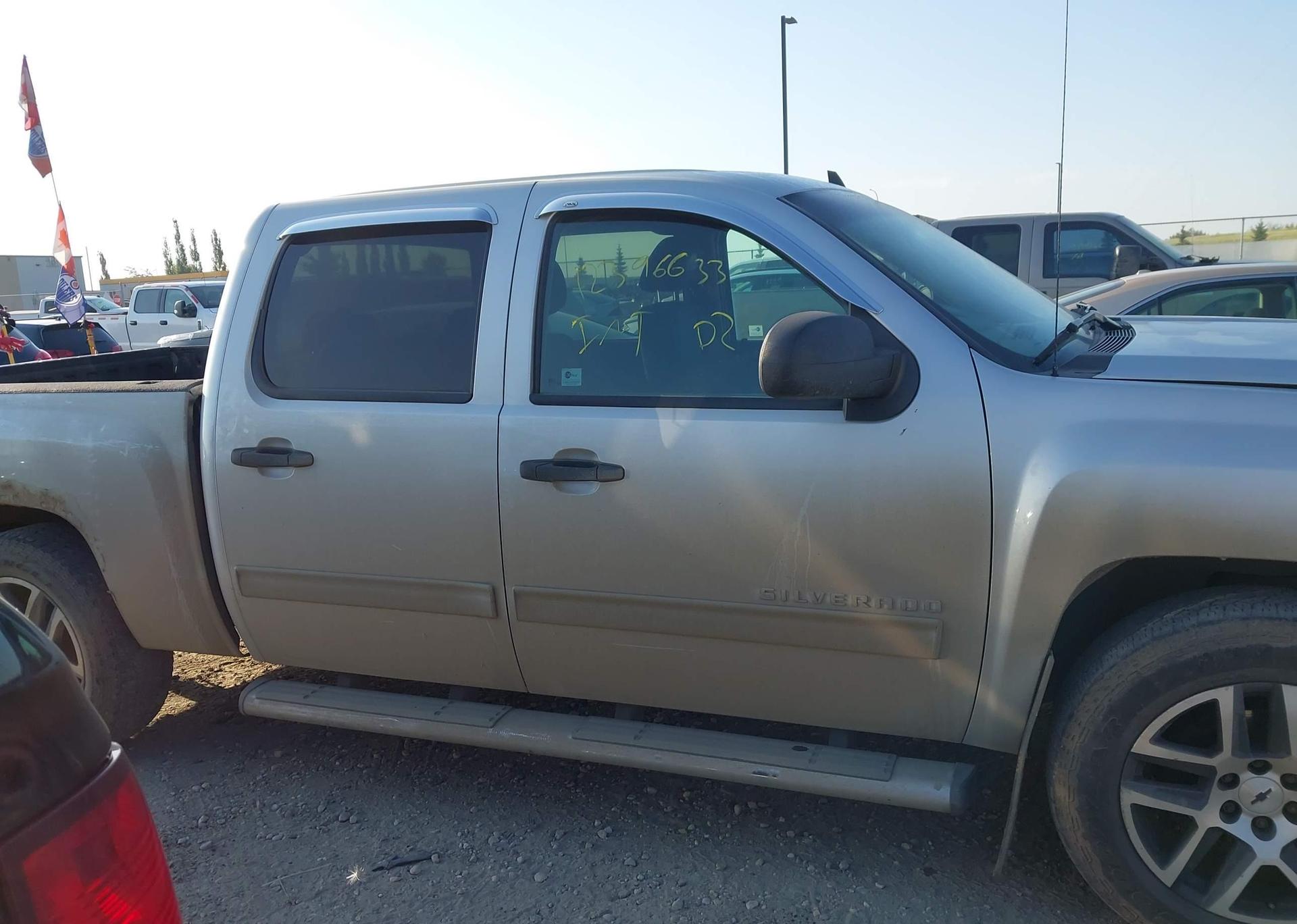 2011 CHEVROLET SILVERADO K1500 LT