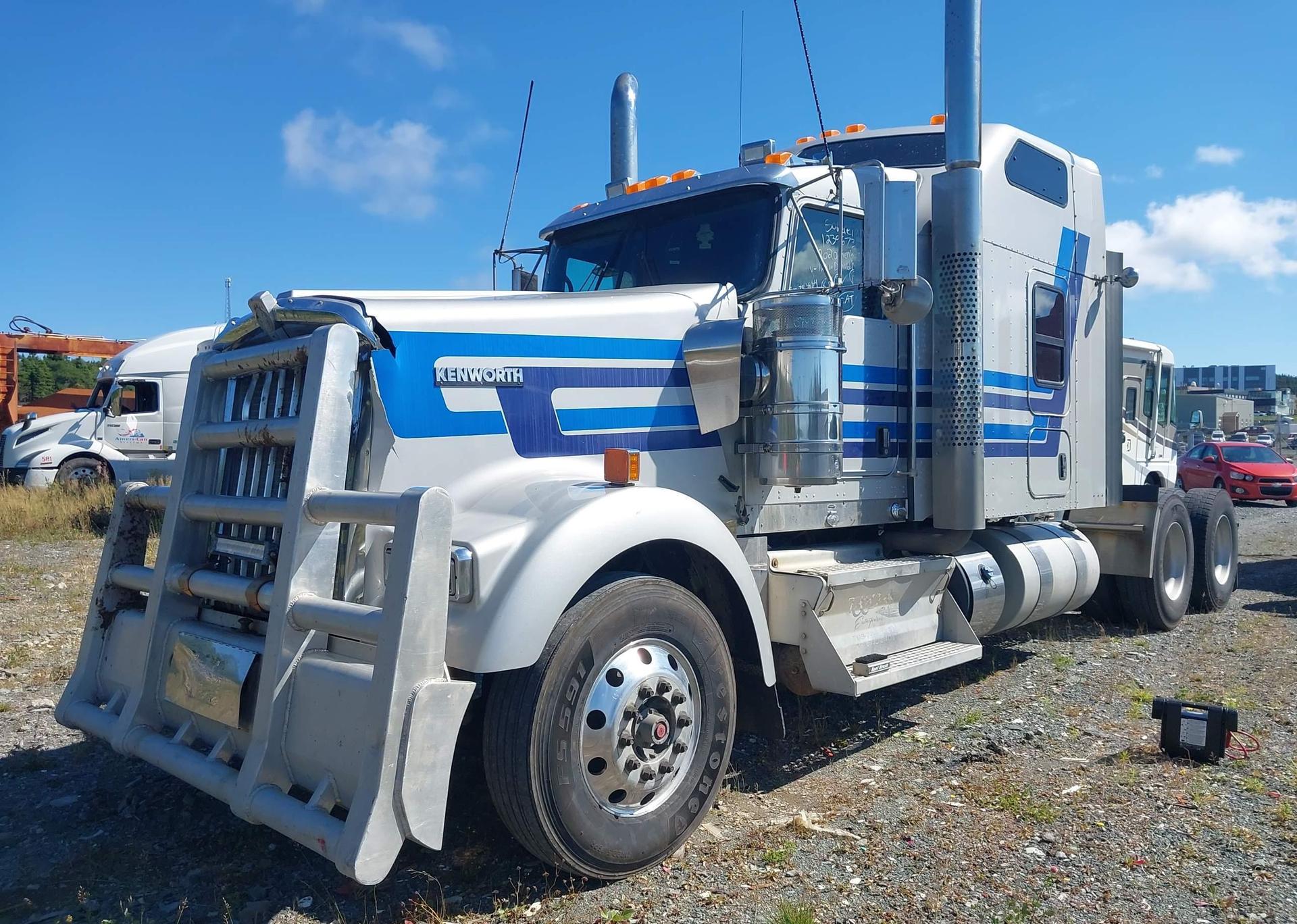 2020 KENWORTH W900