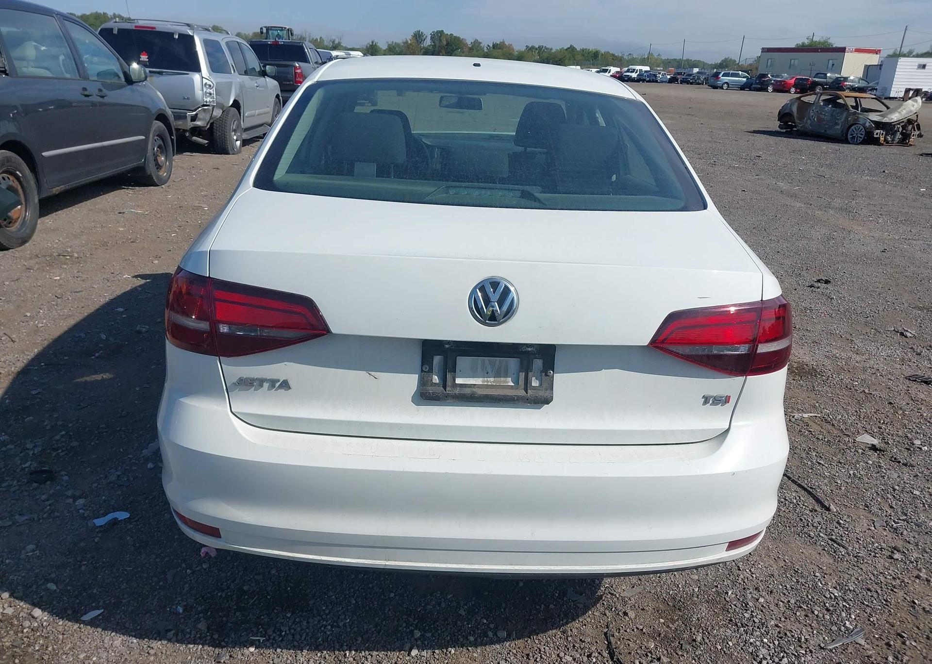 2016 VOLKSWAGEN JETTA S