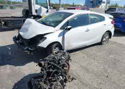 2017 KIA FORTE EX
