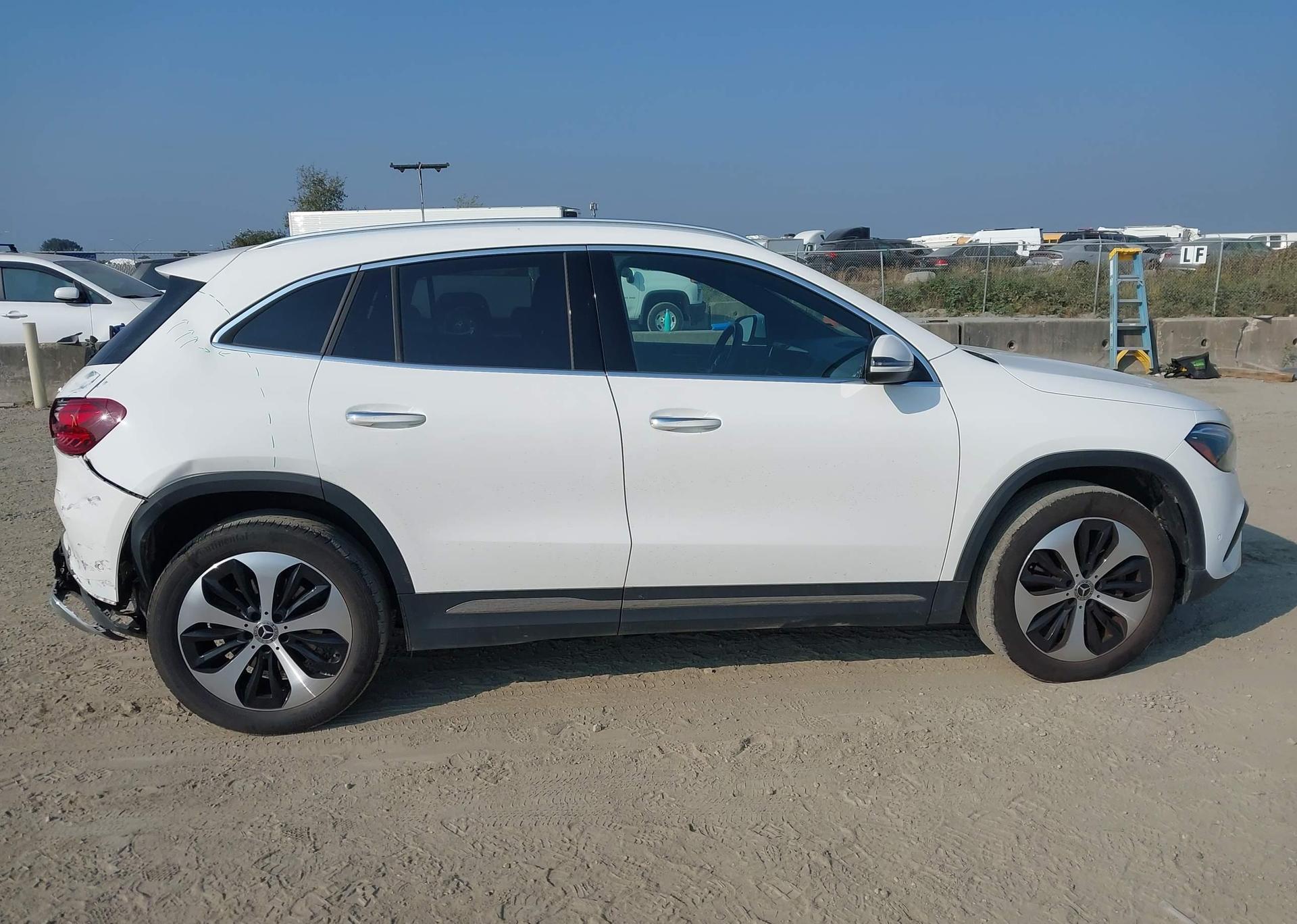 2024 MERCEDES-BENZ GLA 250 4MATIC