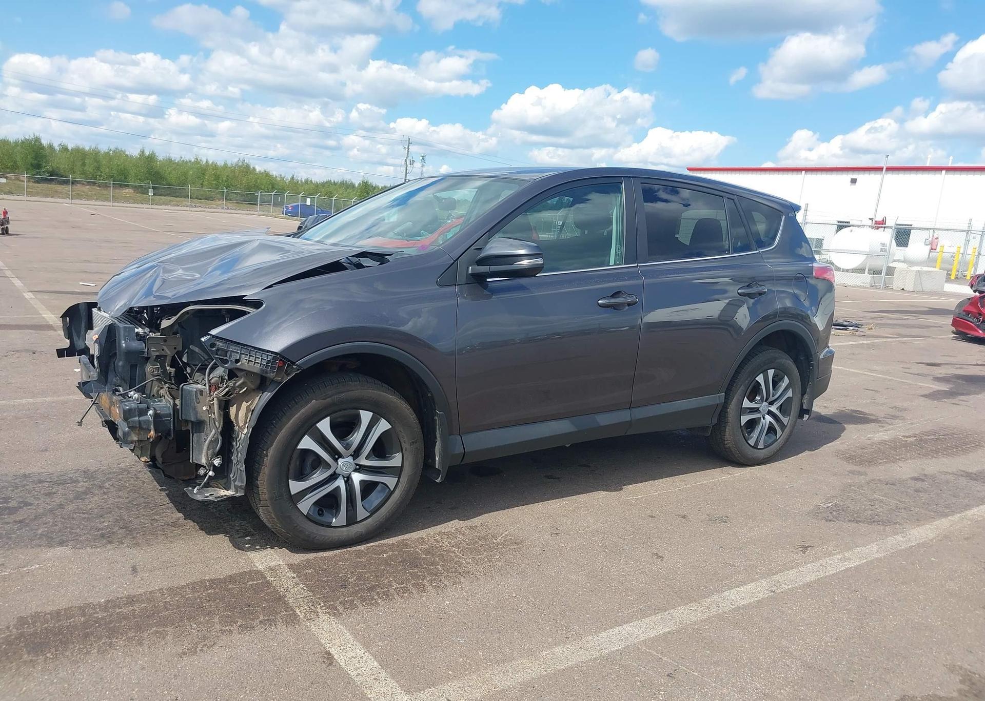 2016 TOYOTA RAV4 LE