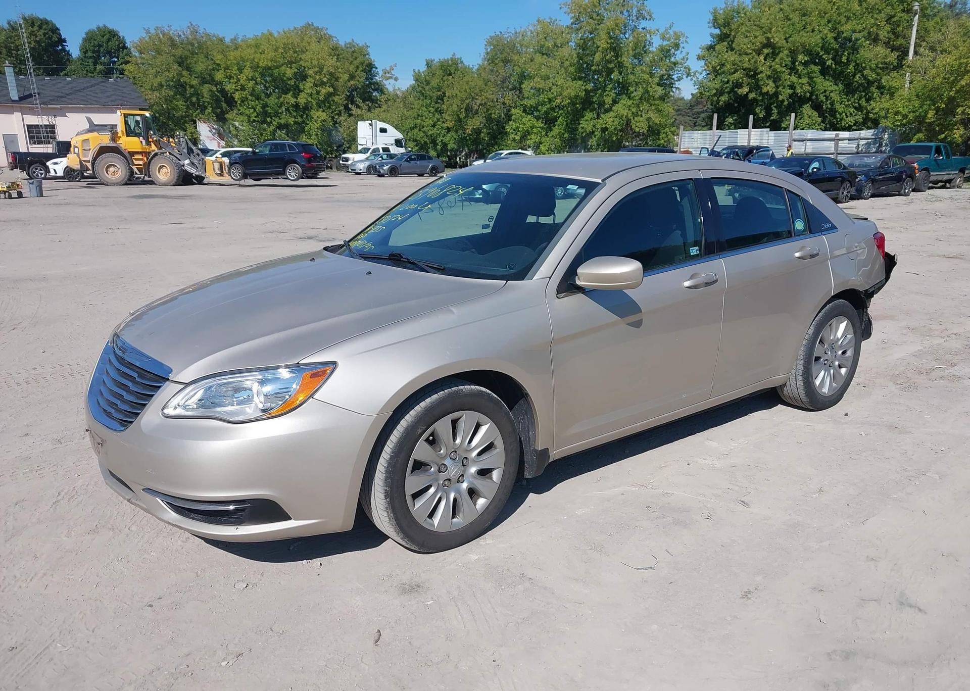 2014 CHRYSLER 200 LX