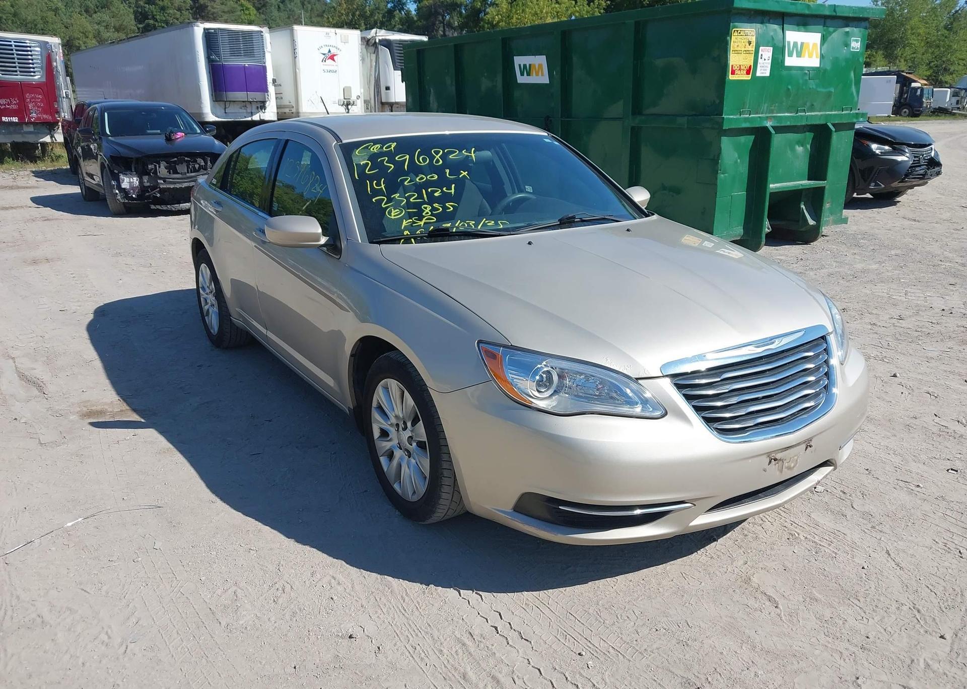 2014 CHRYSLER 200 LX
