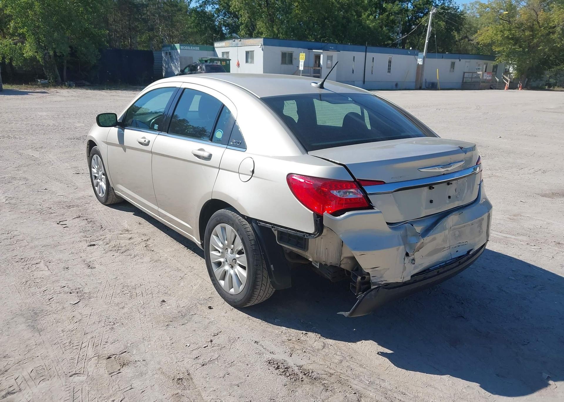 2014 CHRYSLER 200 LX