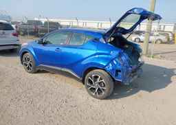 2020 TOYOTA C-HR LE