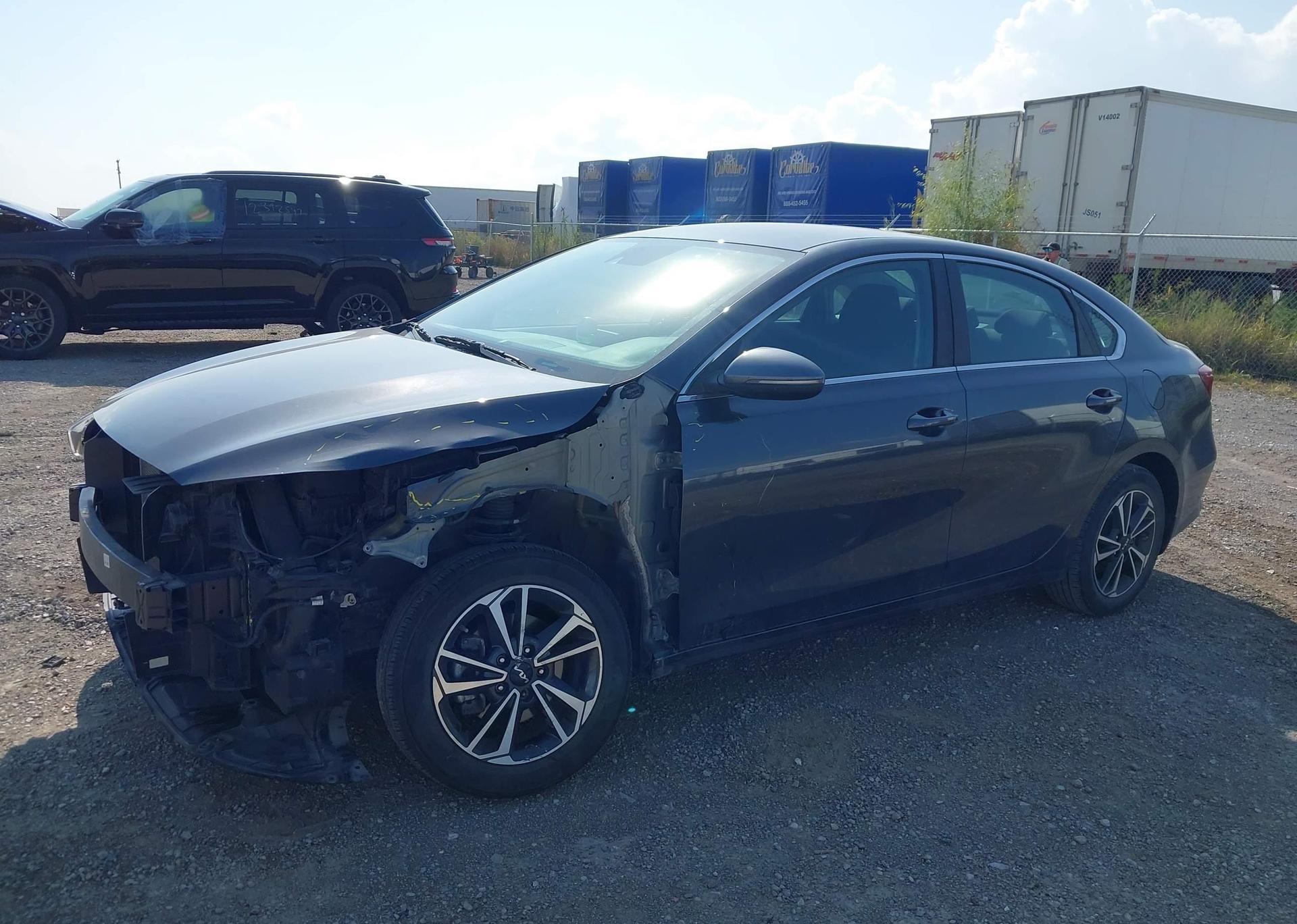 2023 KIA FORTE EX