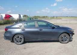 2023 KIA FORTE EX