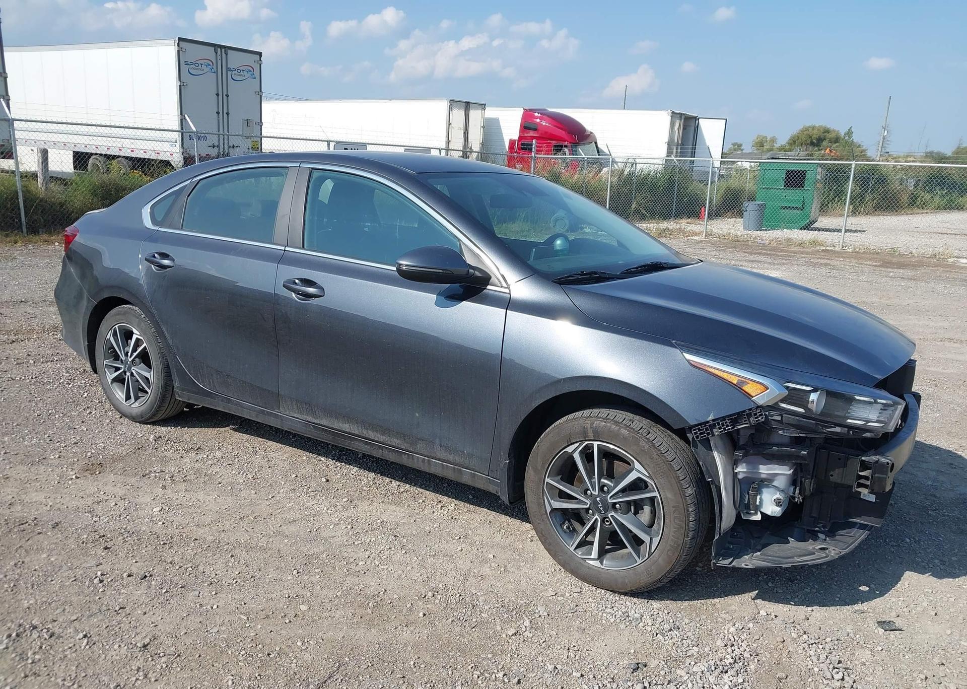 2023 KIA FORTE EX