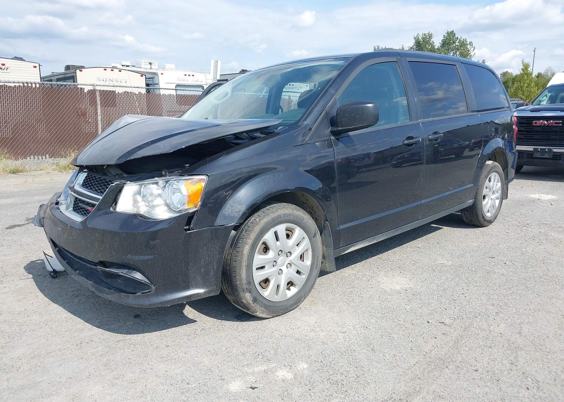 2019 DODGE GRAND CARAVAN SE