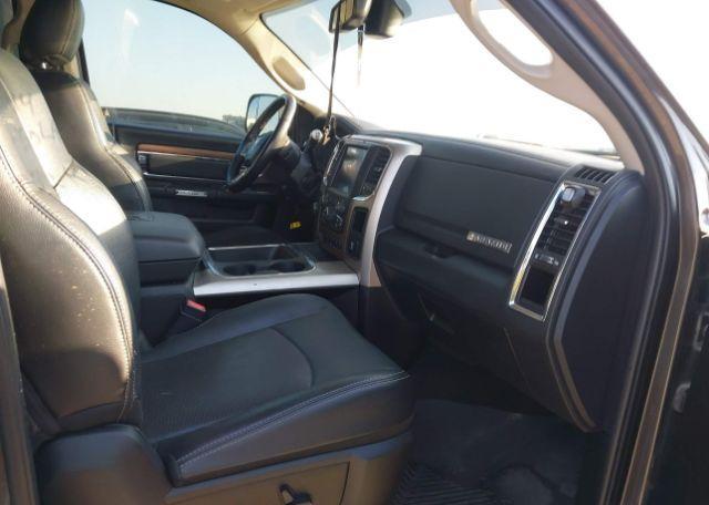 2017 RAM 3500 LARAMIE