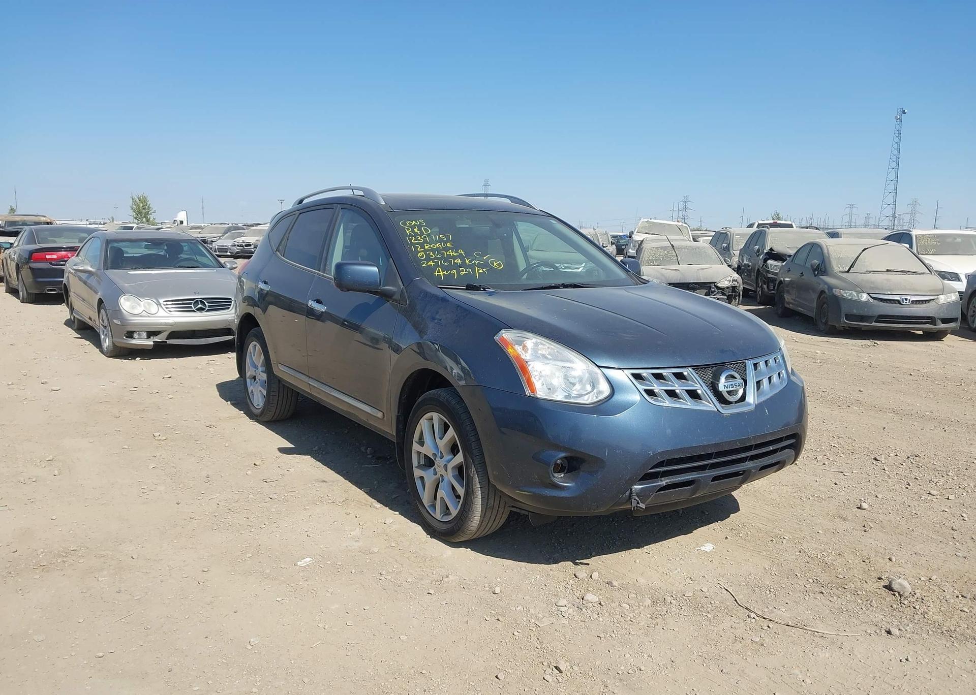 2012 NISSAN ROGUE S