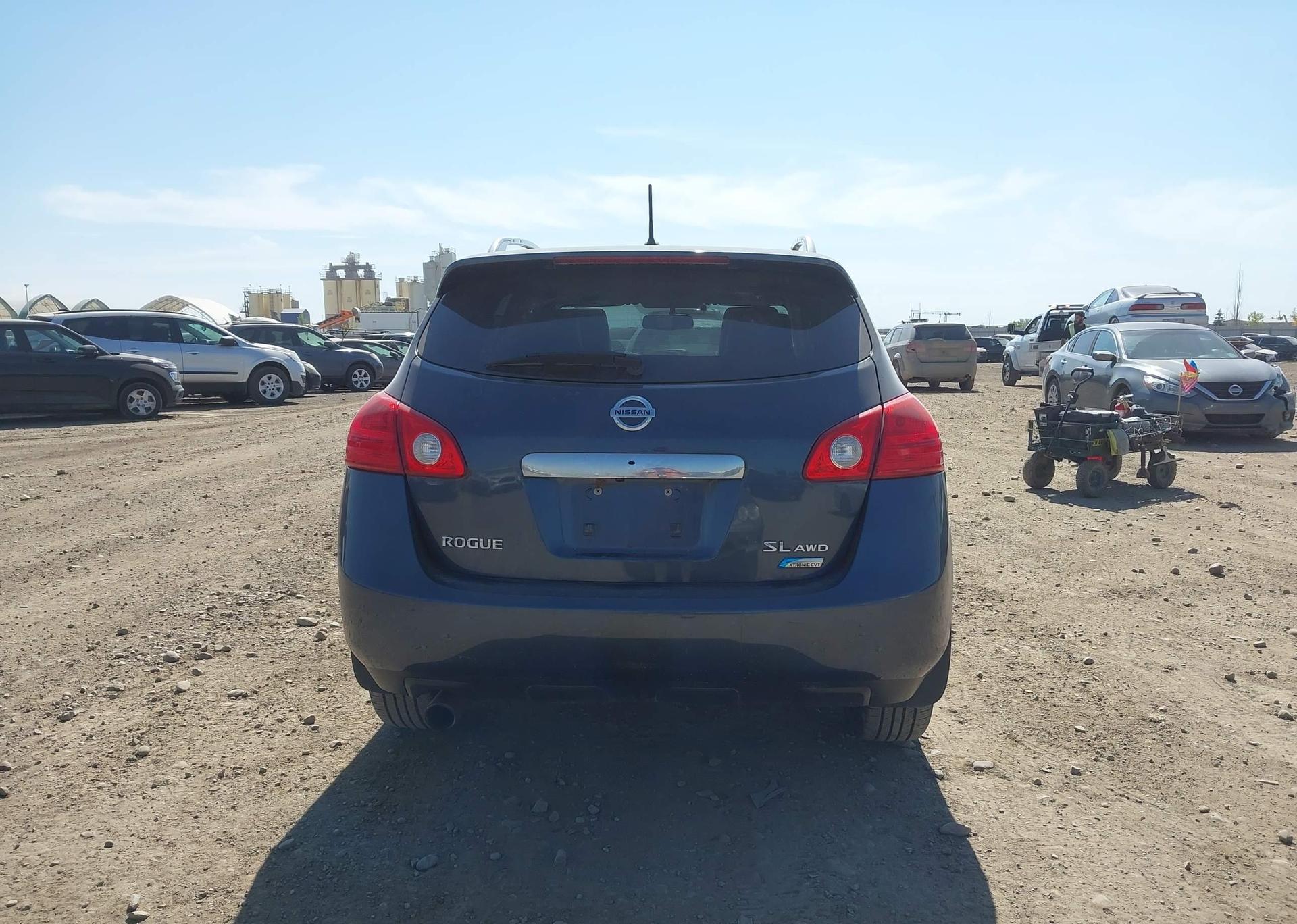 2012 NISSAN ROGUE S