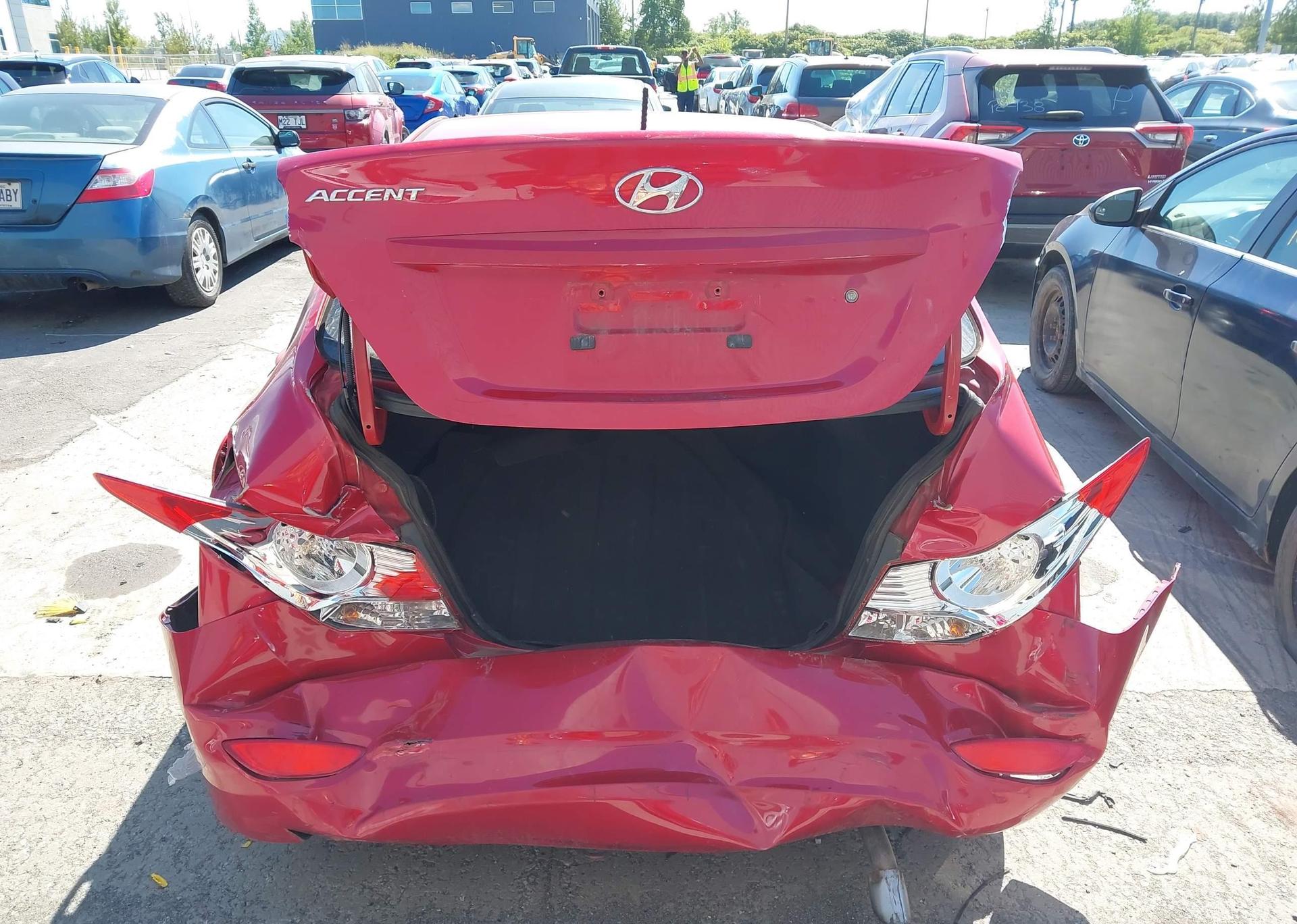 2014 HYUNDAI ACCENT GL