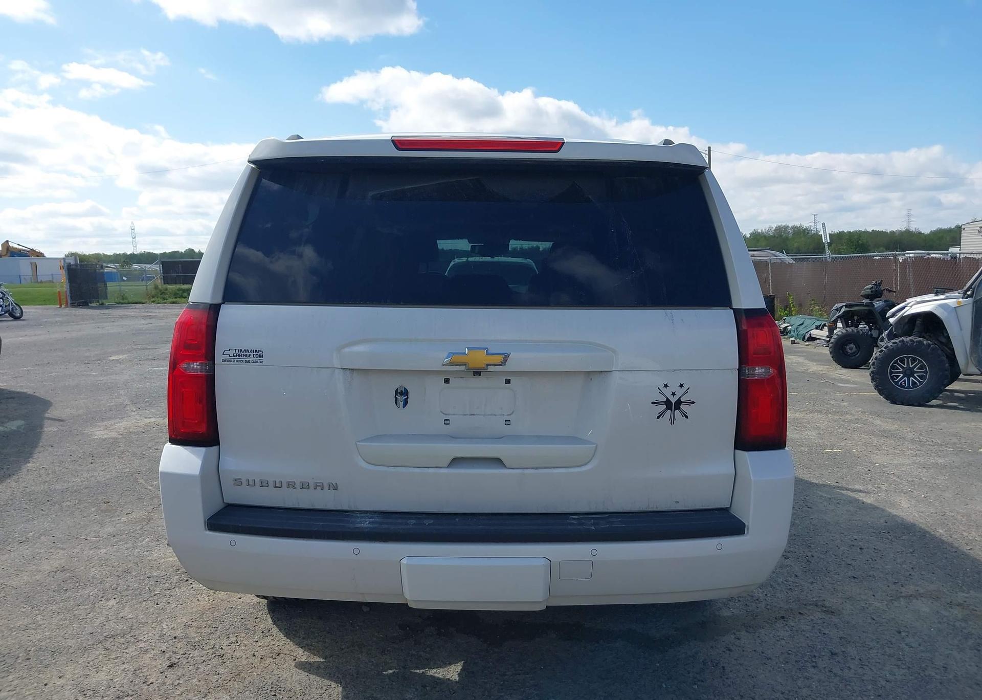 2017 CHEVROLET SUBURBAN LT