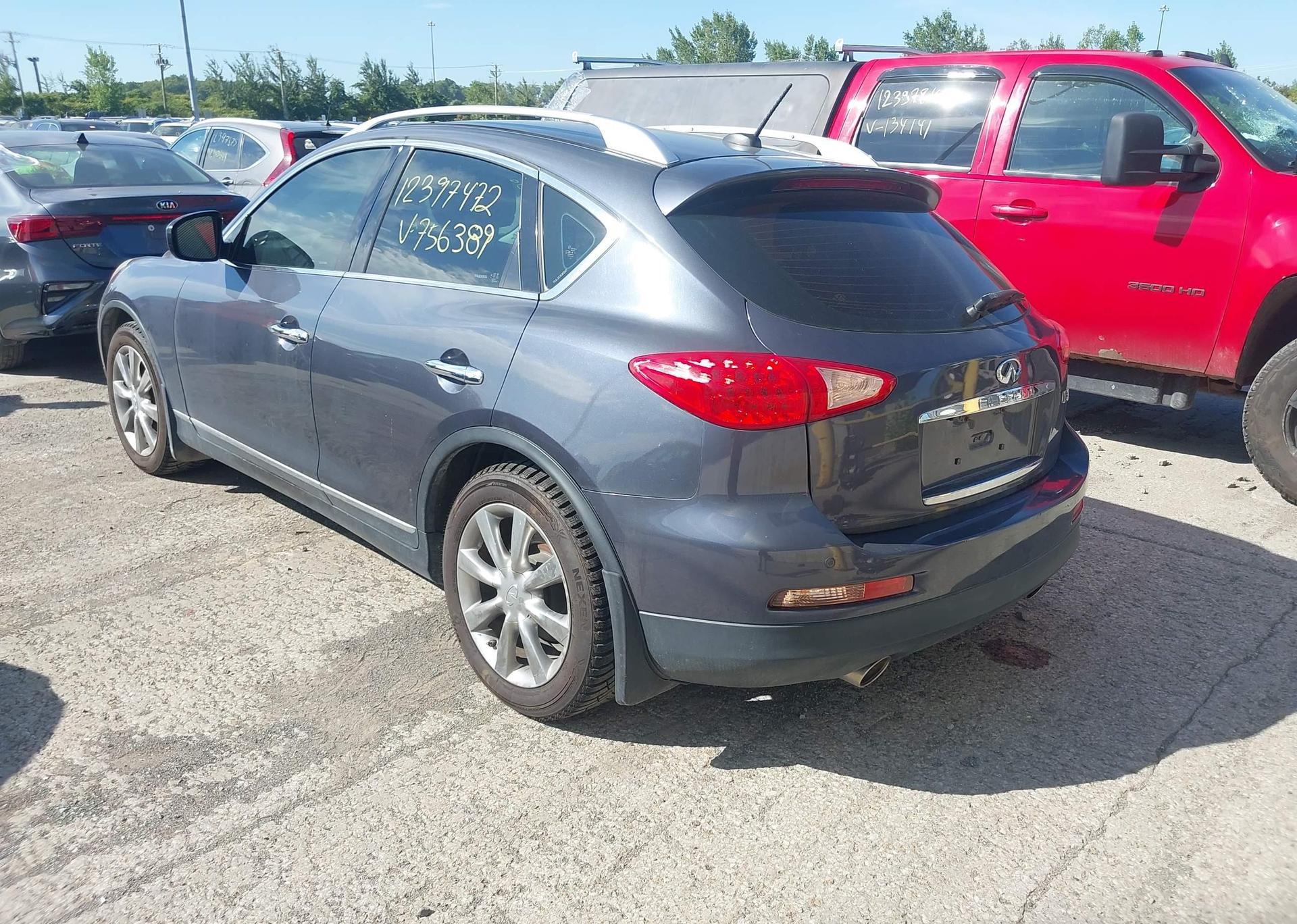 2010 INFINITI EX35
