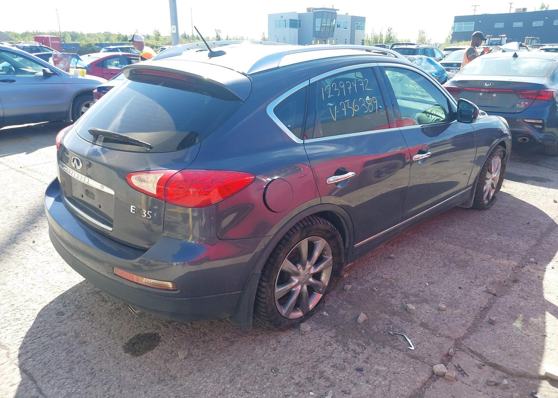 2010 INFINITI EX35