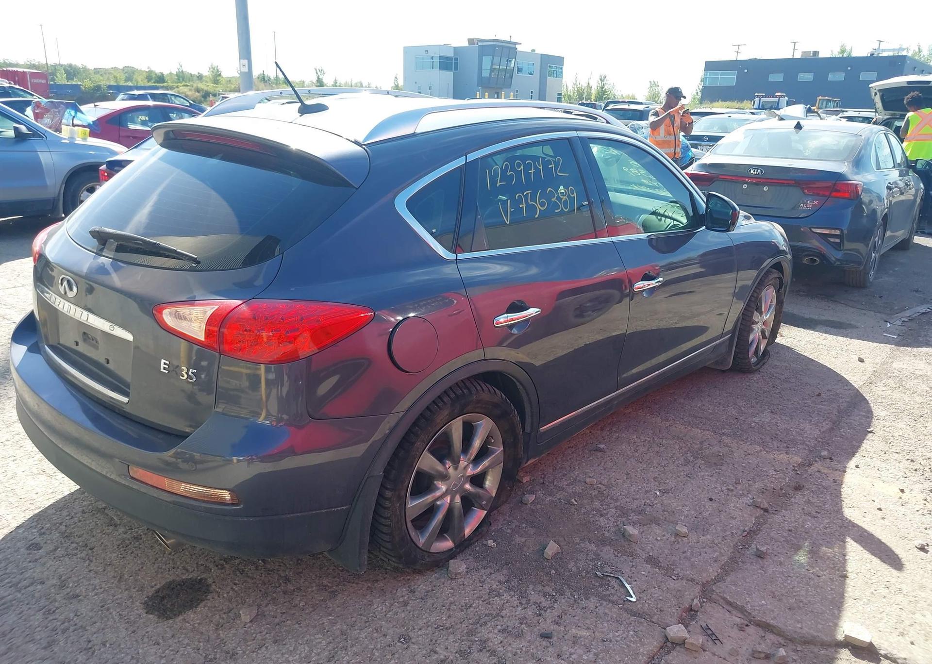 2010 INFINITI EX35