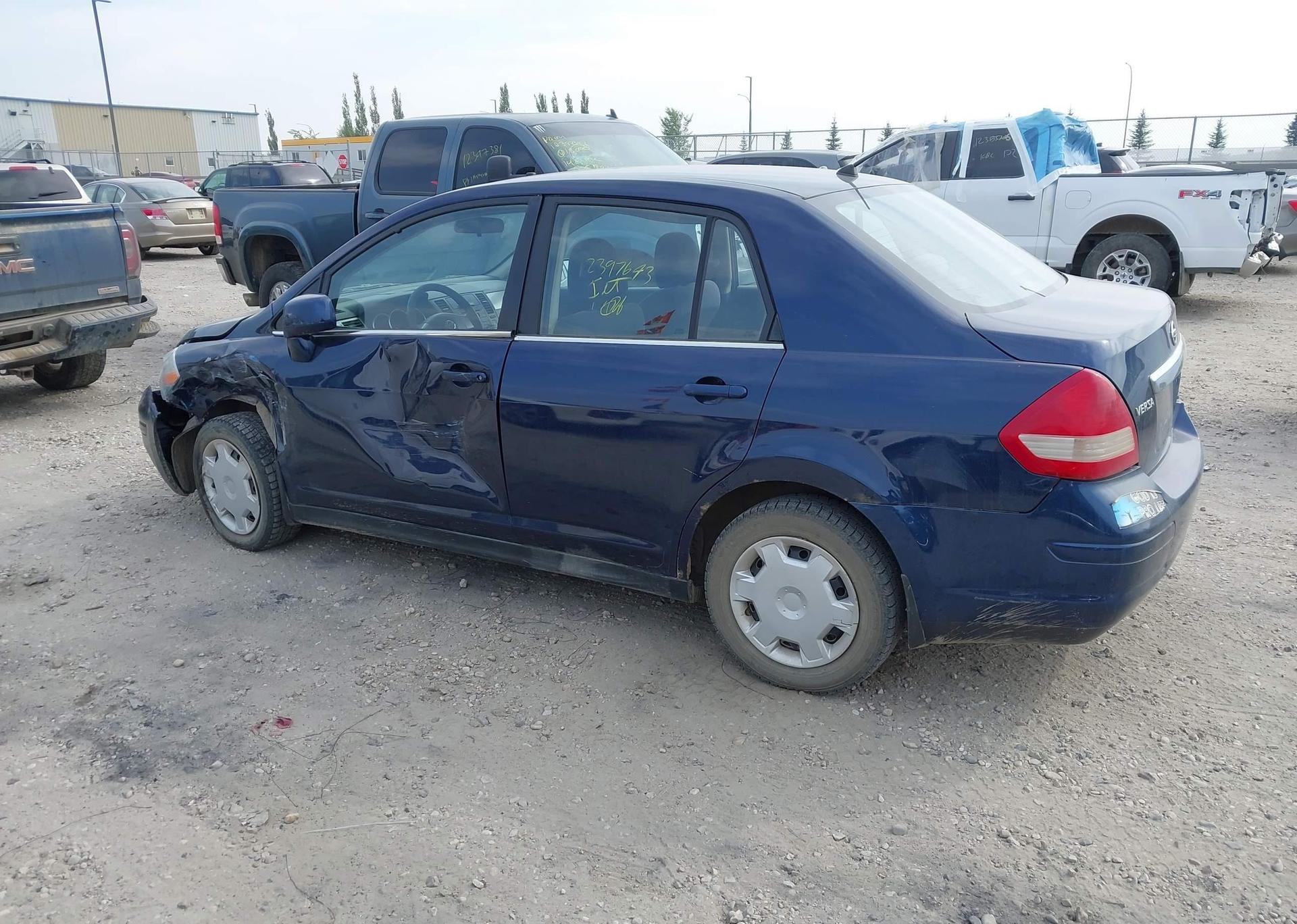2007 NISSAN VERSA S