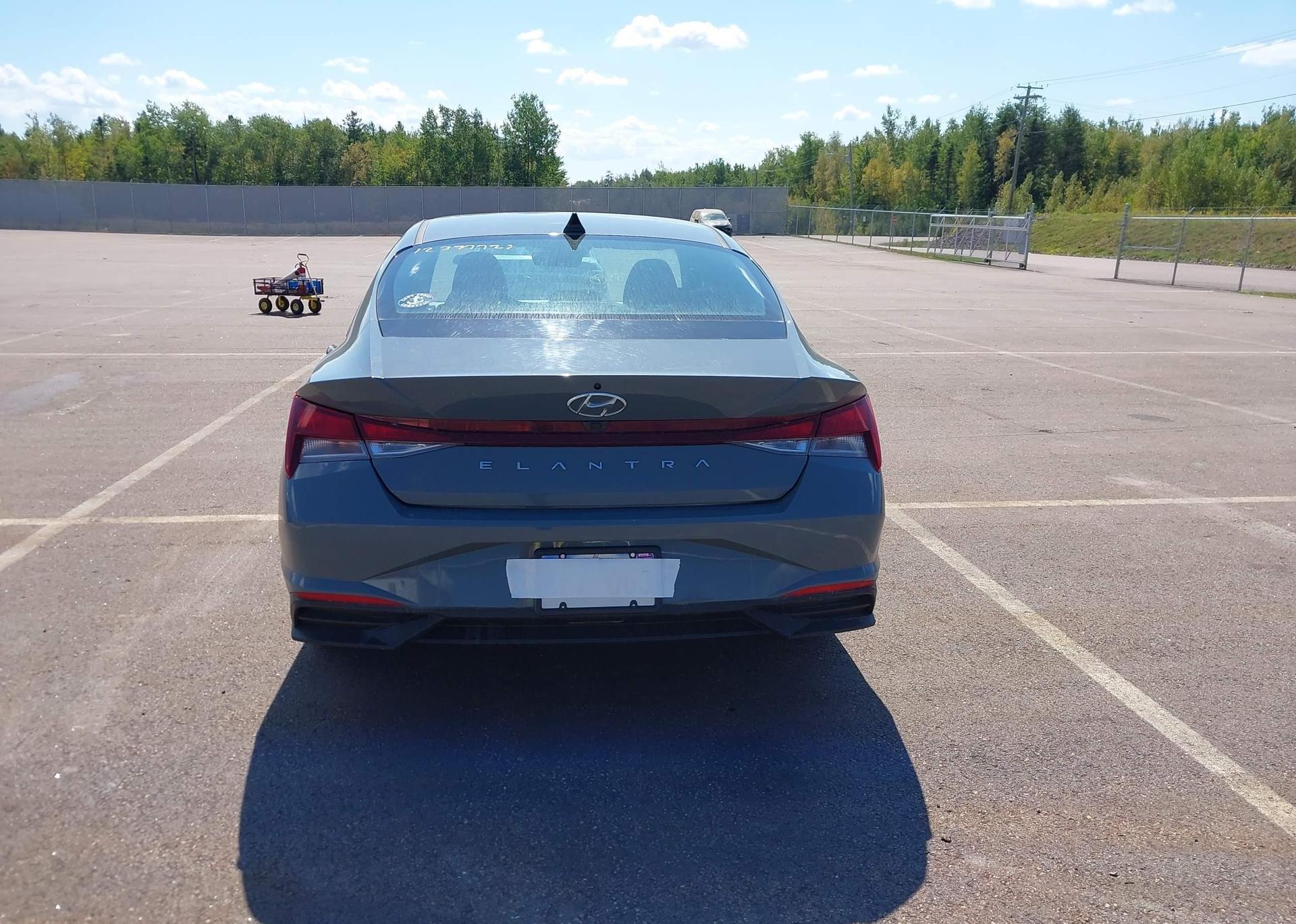 2022 HYUNDAI ELANTRA PREFERRED IVT