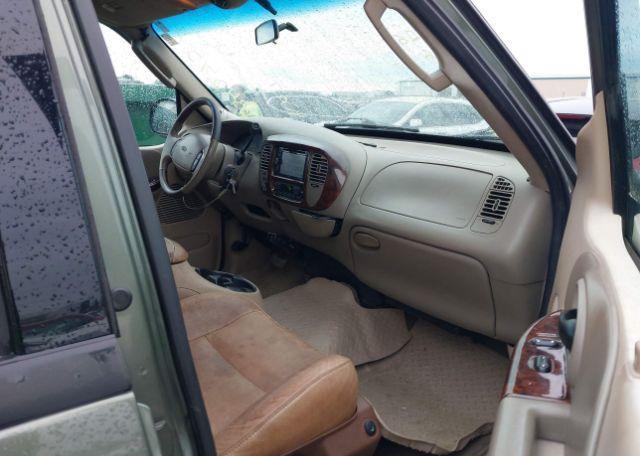 2002 FORD F-150 LARIAT