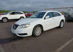 2012 CHRYSLER 200 LX
