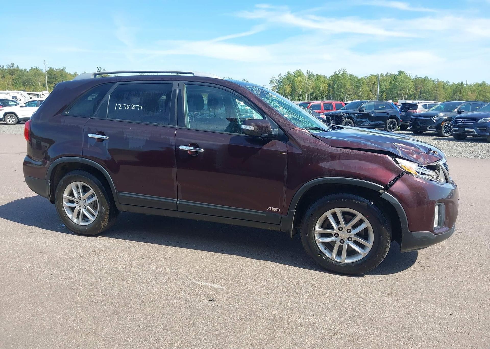 2014 KIA SORENTO LX