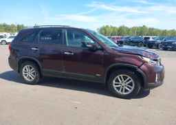 2014 KIA SORENTO LX