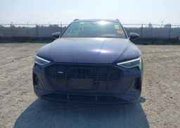 2022 AUDI E-TRON PREMIUM