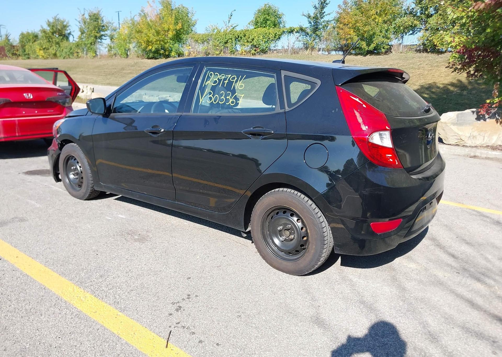 2016 HYUNDAI ACCENT SE