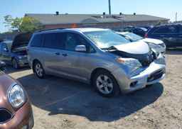 2017 TOYOTA SIENNA 7 PASSENGER
