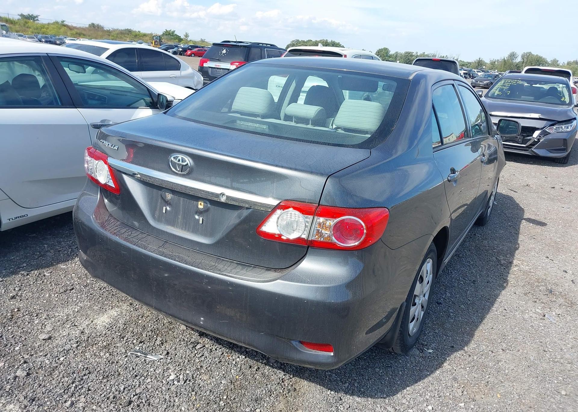 2011 TOYOTA COROLLA CE