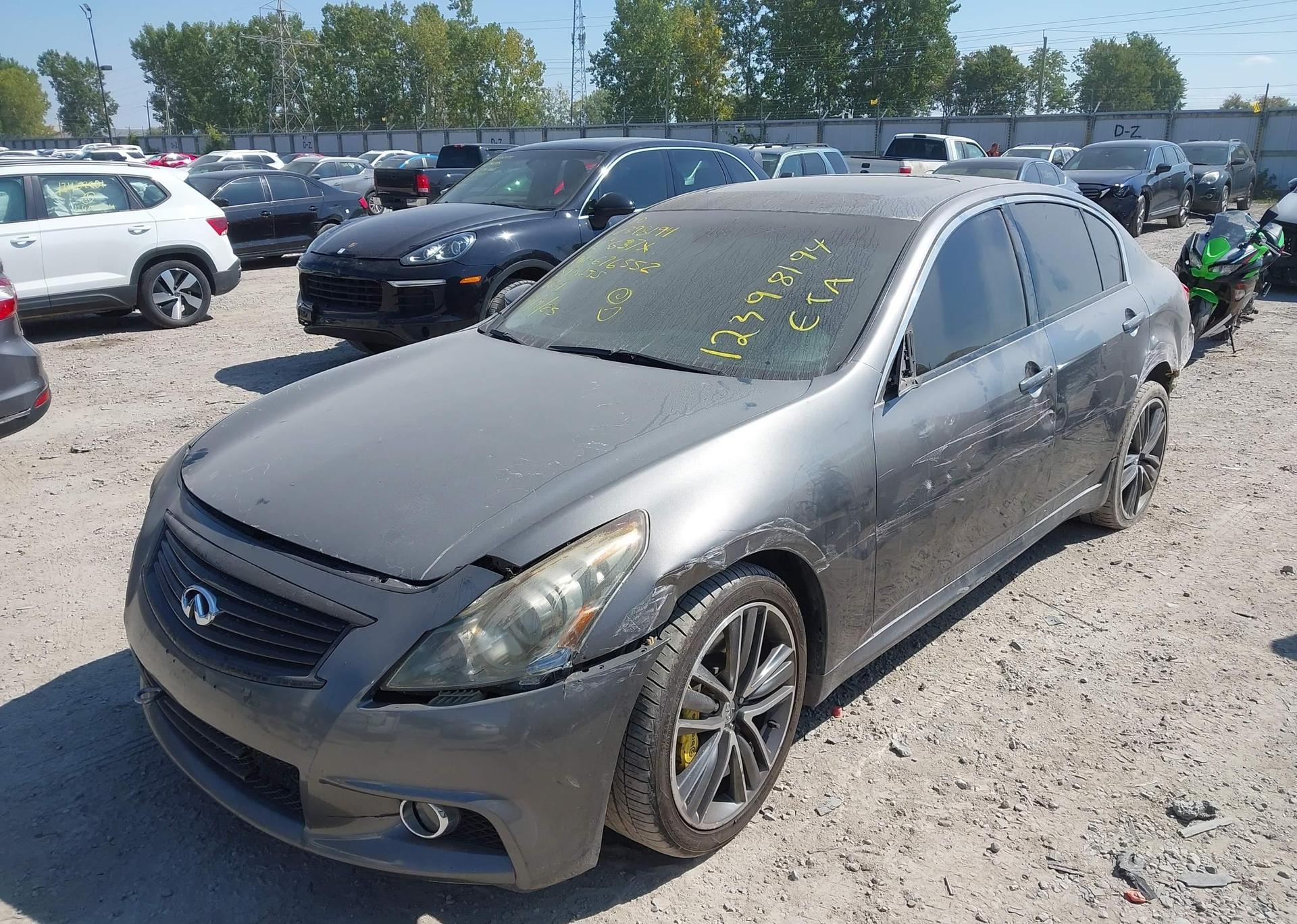 2012 INFINITI G37X