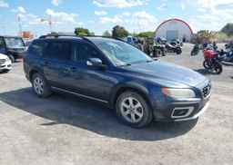 2009 VOLVO XC70 3.2