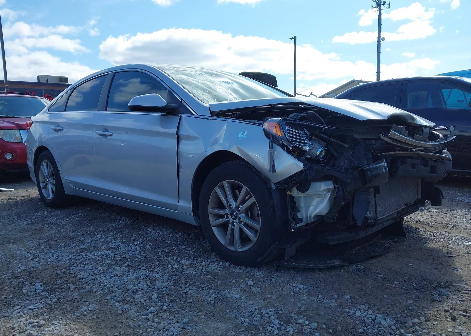 2015 HYUNDAI SONATA GL
