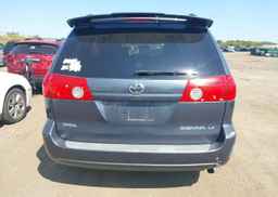 2008 TOYOTA SIENNA