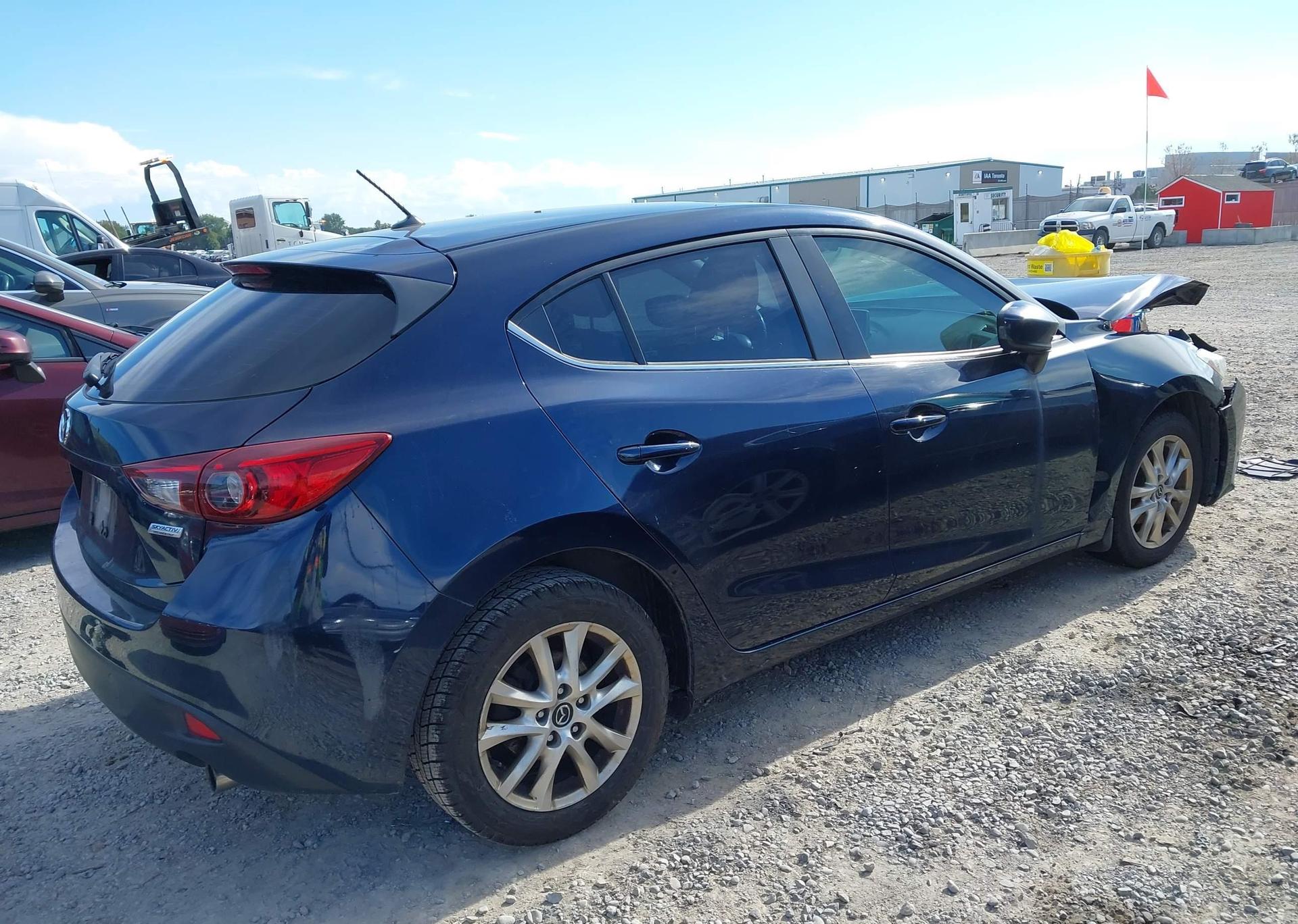 2015 MAZDA 3 TOURING