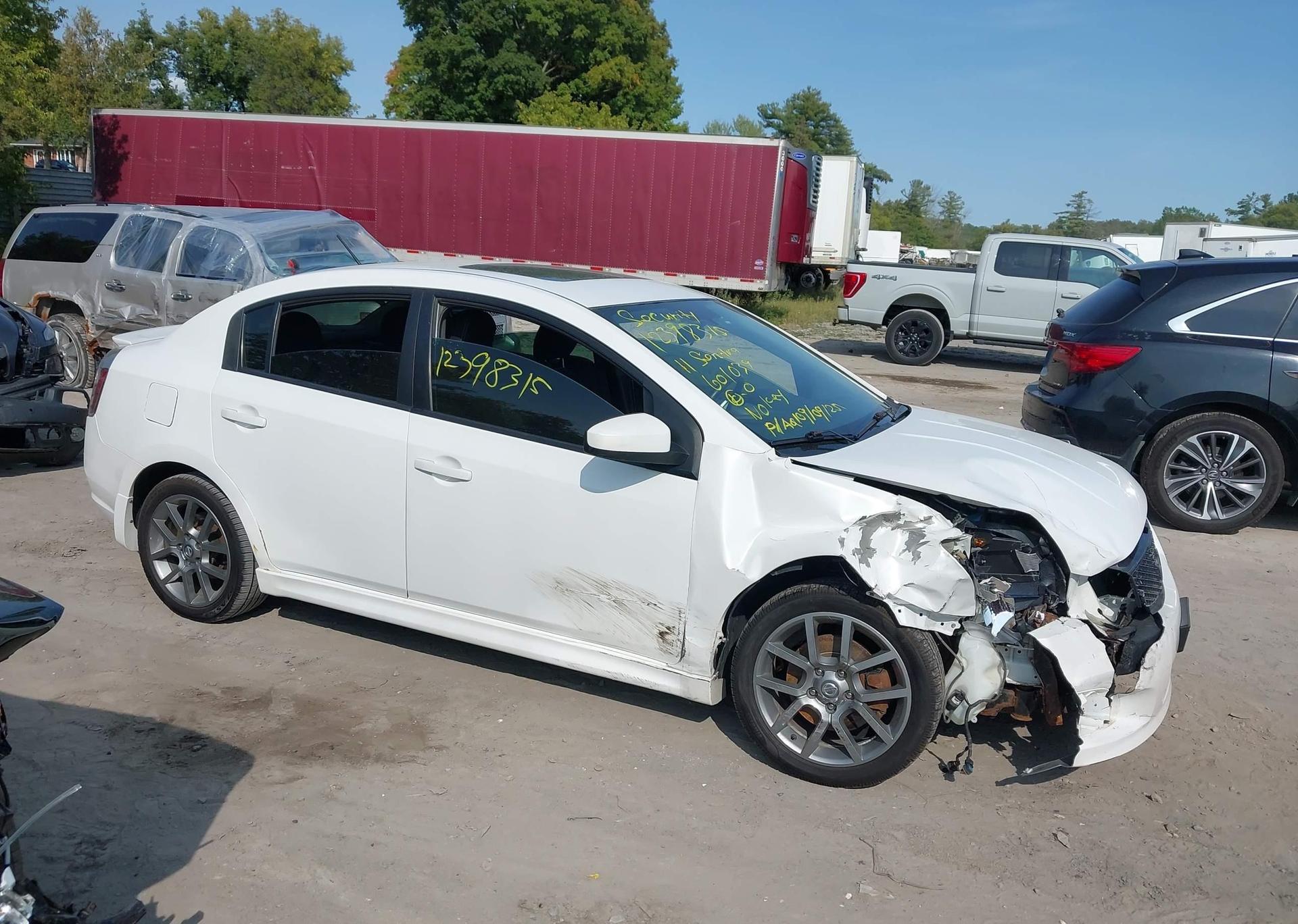 2011 NISSAN SENTRA SE-R