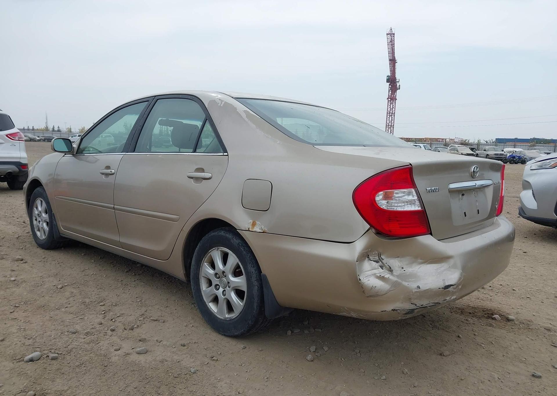 2003 TOYOTA CAMRY LE V6