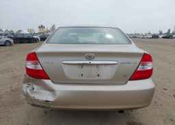 2003 TOYOTA CAMRY LE V6