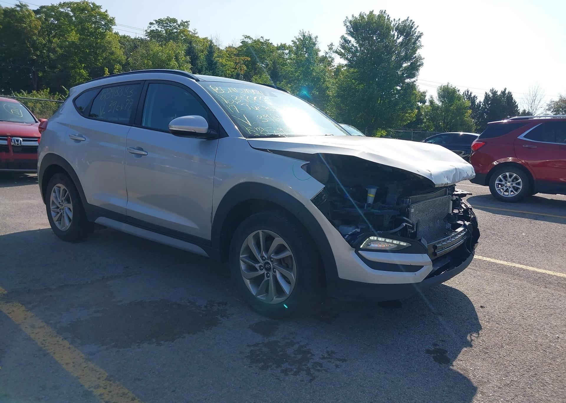 2017 HYUNDAI TUCSON SE