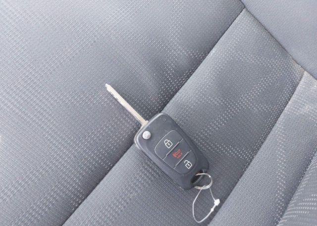 2013 KIA RIO EX