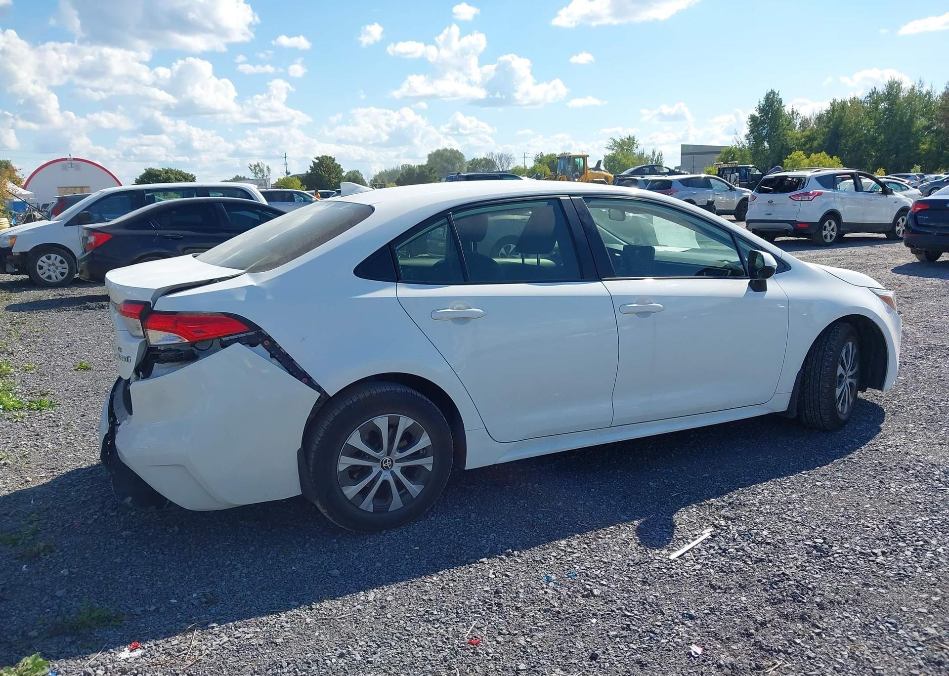 2024 TOYOTA COROLLA LE